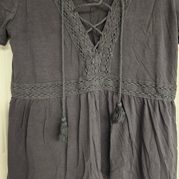 Women's American Eagle "Soft & Sexy" Gray Crochet V-Neck Crop Top | Size XS - Picture 4 of 9
